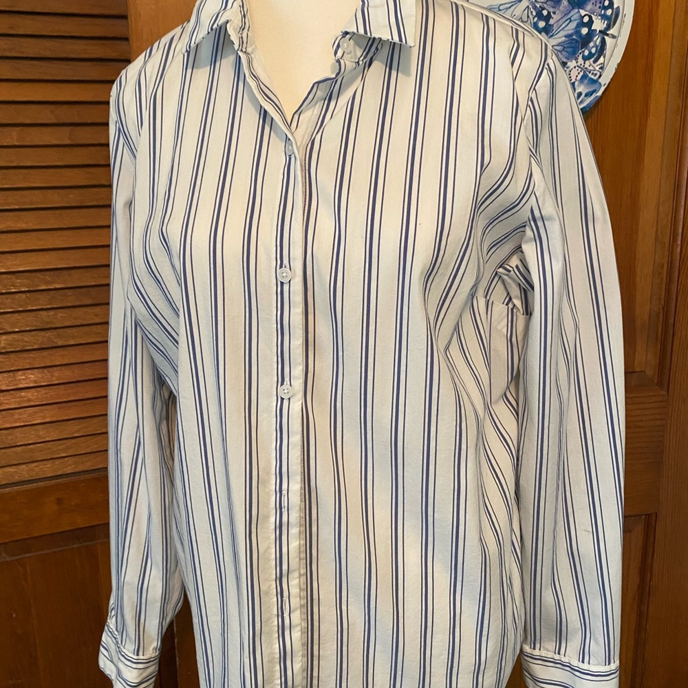 Nine West Blue and White strip Casual man tailored collared Button Down Shirt
